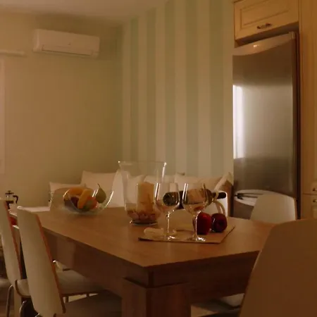 Apartament Esperia Luxury With View *